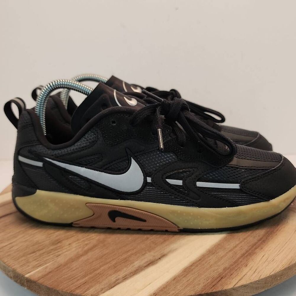Nike Jam Black Gum - FN0314-002 Women's Size 9.5 - Picture 1 of 10